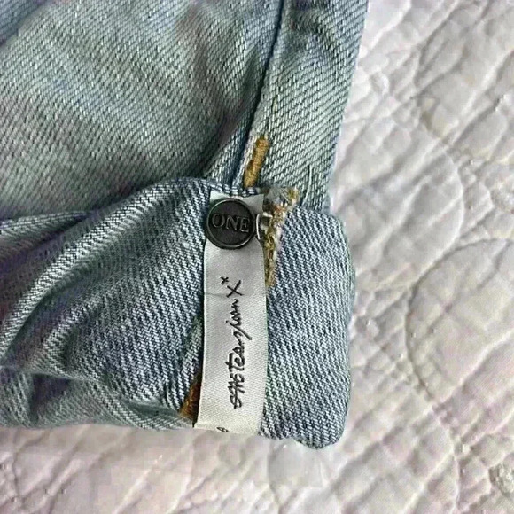 One Teaspoon High Waisted Shorts, Denim Shorts, Light Wash Shorts, Womens 23 - Picture 5 of 7